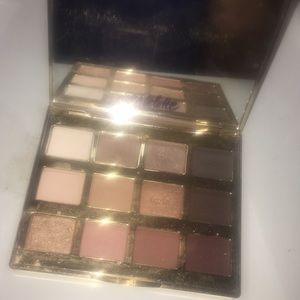 Tartelete in Bloom Palette